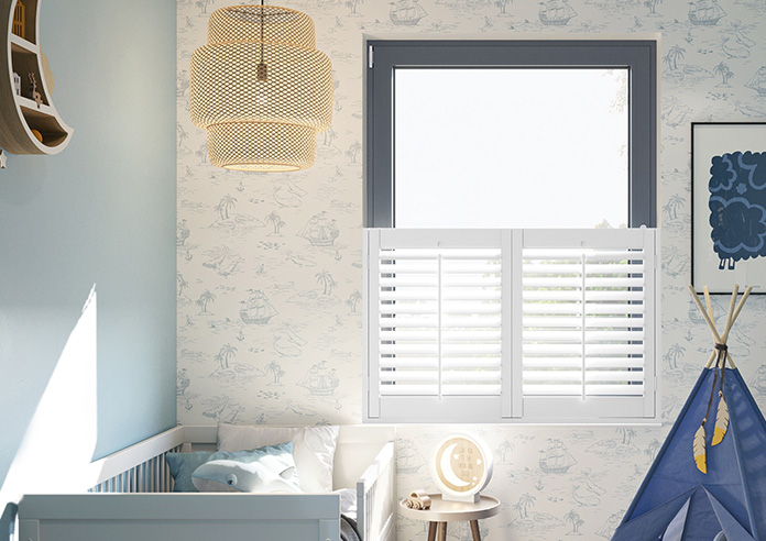 Bromley, Nimbus Grey - Cafe Style Plantation Shutter - Image 3